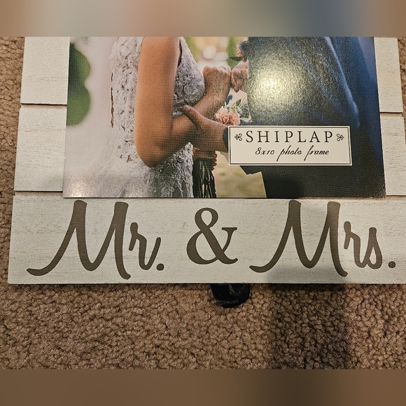 Mr & Mrs Photo wooden frame New - Picture 3 of 4